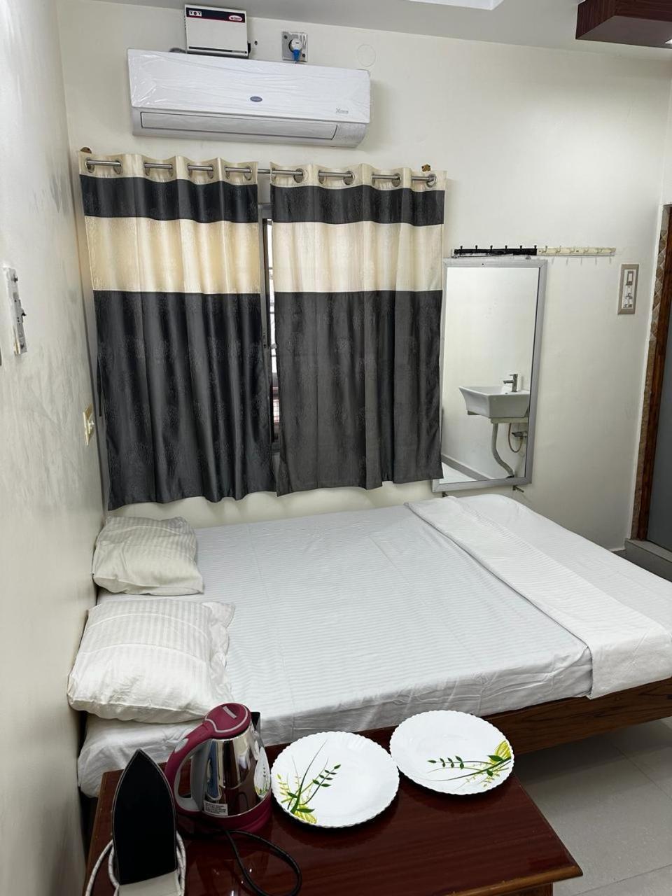Temple View Home Stay Tiruvannāmalai Zewnętrze zdjęcie