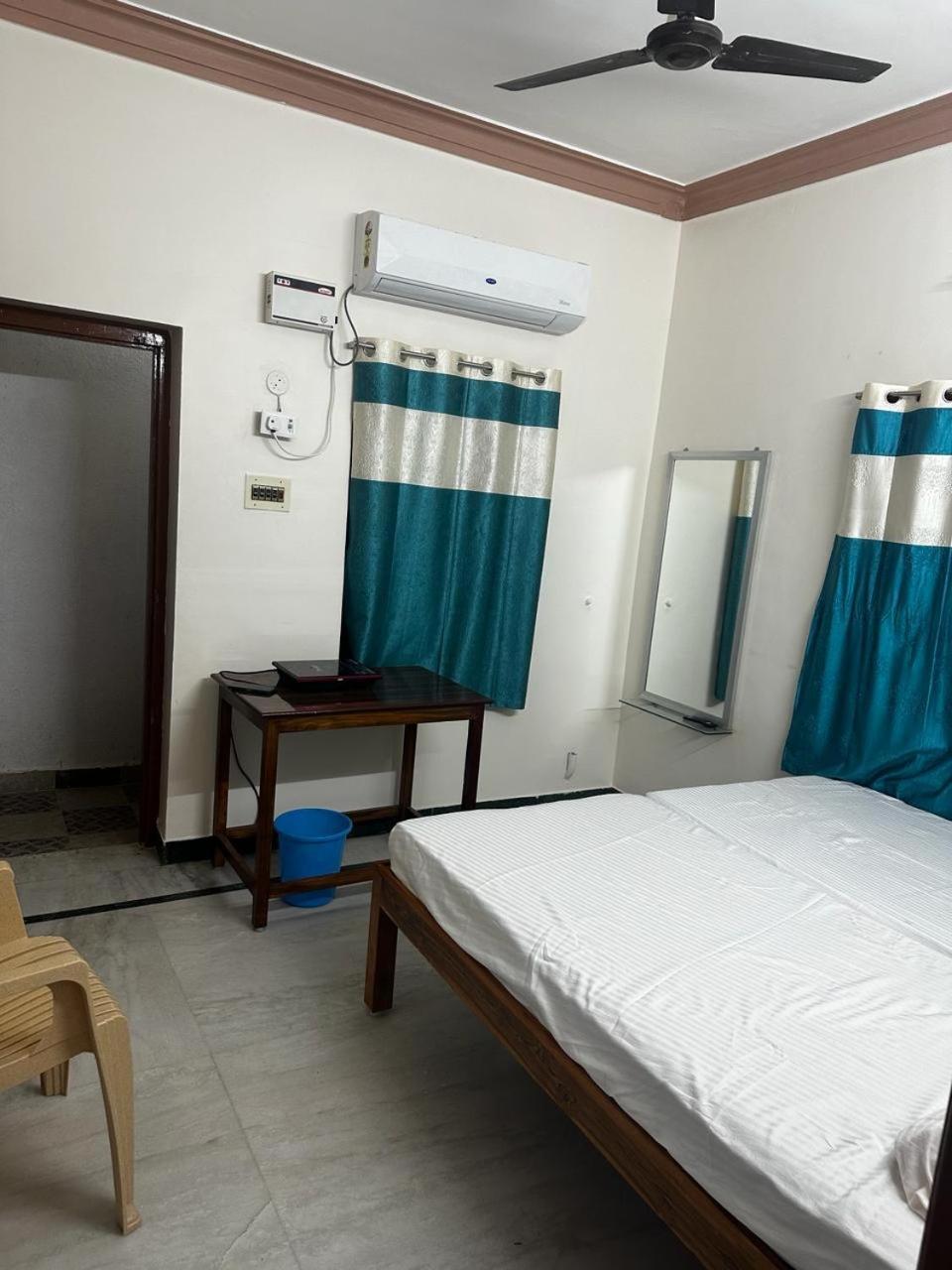 Temple View Home Stay Tiruvannāmalai Zewnętrze zdjęcie
