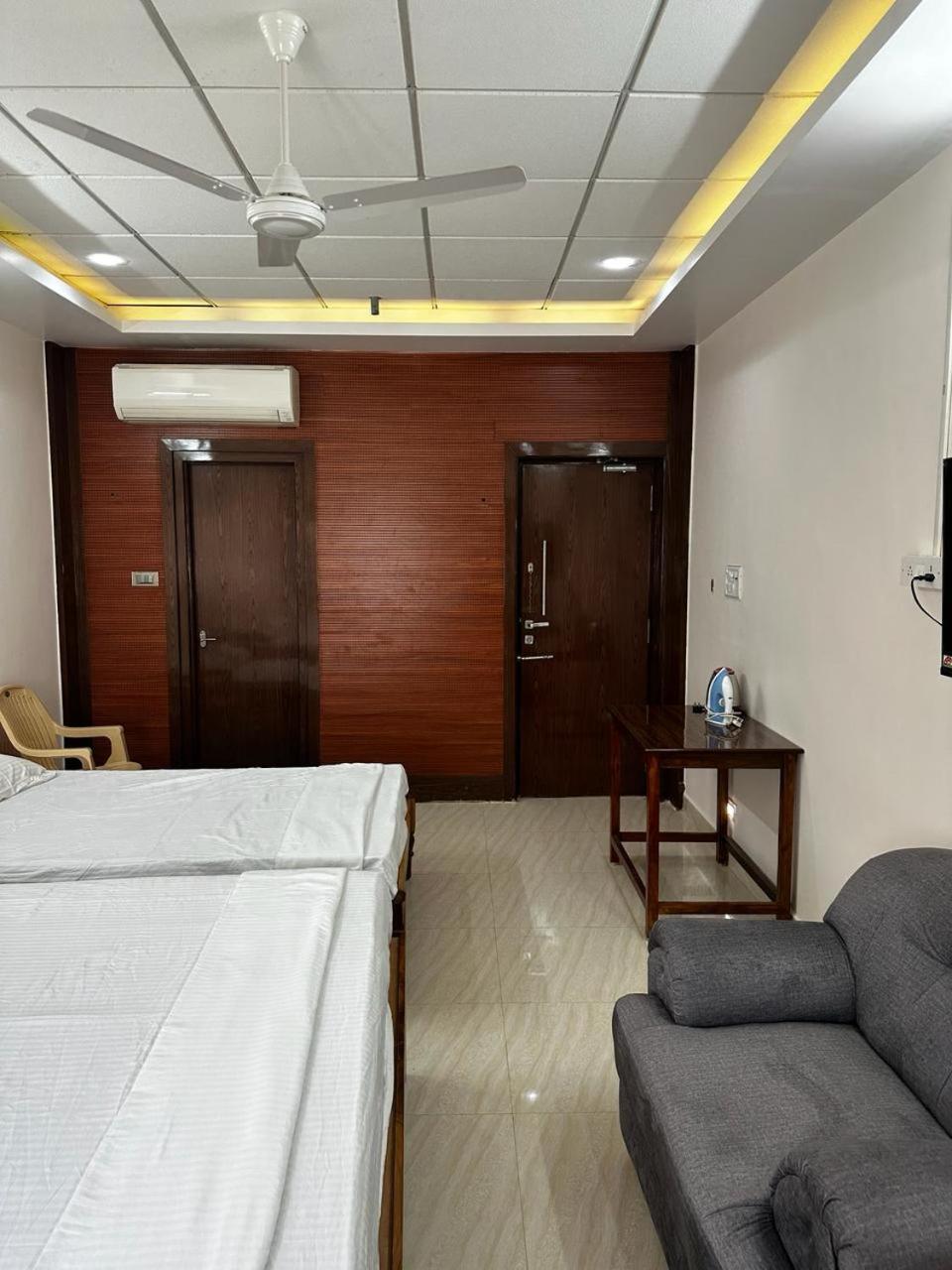 Temple View Home Stay Tiruvannāmalai Zewnętrze zdjęcie