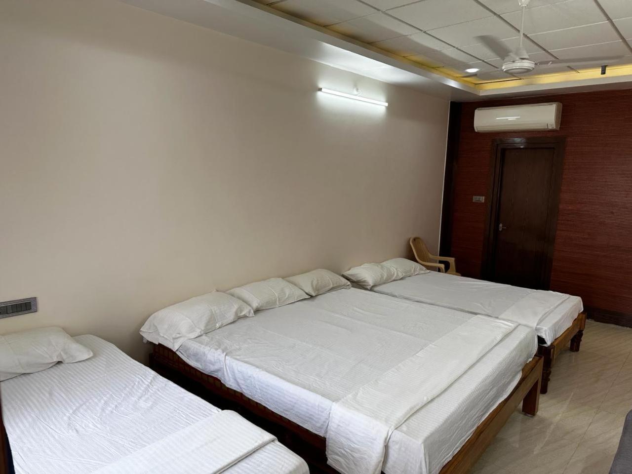Temple View Home Stay Tiruvannāmalai Zewnętrze zdjęcie