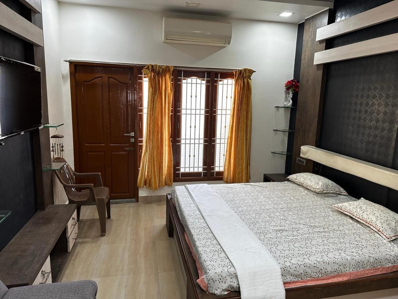 Temple View Home Stay Tiruvannāmalai Zewnętrze zdjęcie