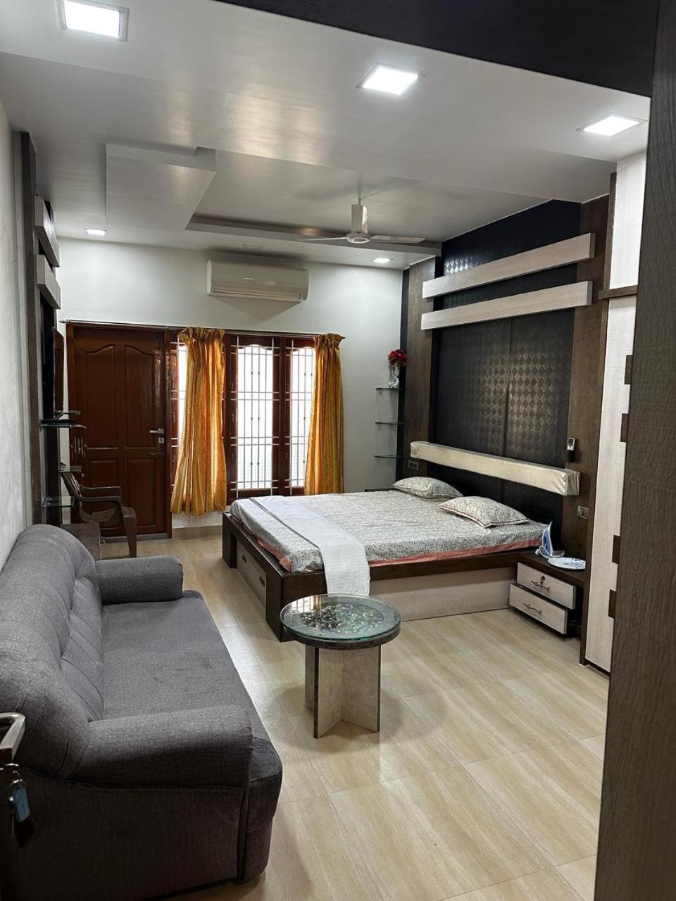 Temple View Home Stay Tiruvannāmalai Zewnętrze zdjęcie